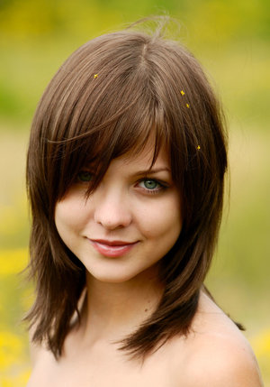 18 year old girl Bella nudeing off a cock in her graduation attire